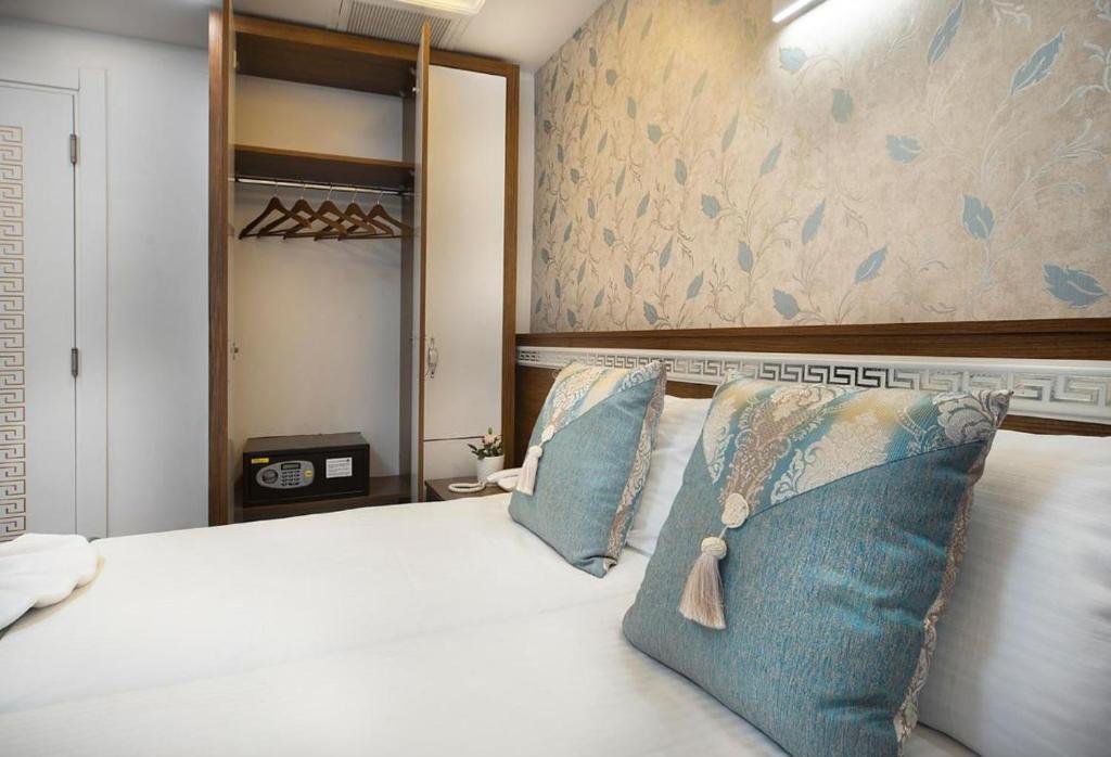Camera Standard Lika Hotel - Beautiful Standard Double or Twin Room in Center Istanbul
