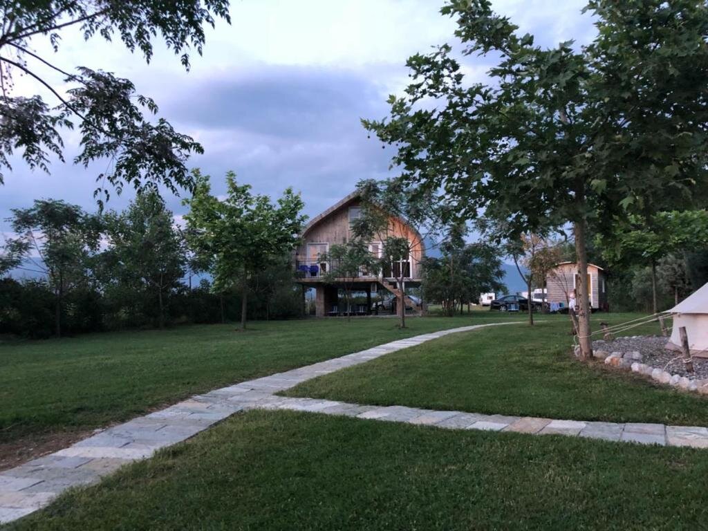 Chalet Lake Shkodra Resort