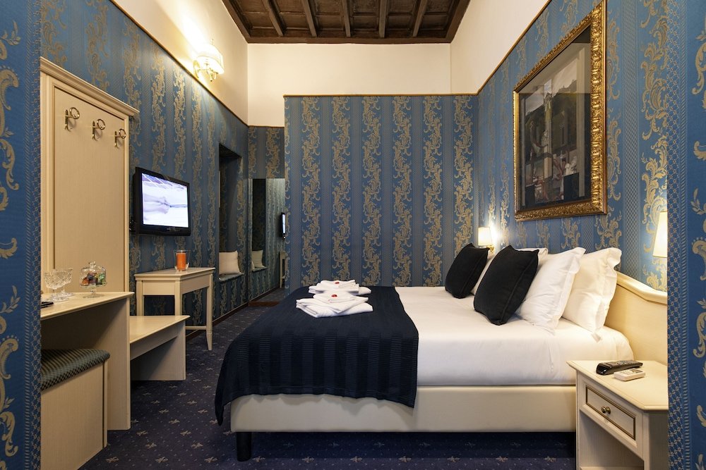 Deluxe Double room Canova Rooms in Spanish Steps