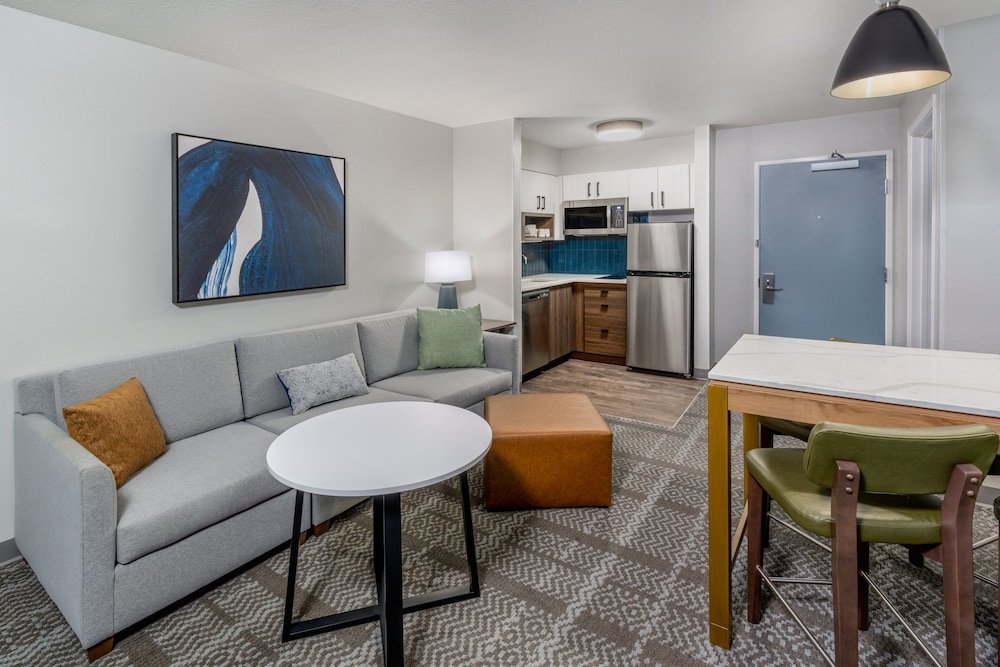 Люкс Staybridge Suites Denver - Cherry Creek, an IHG Hotel