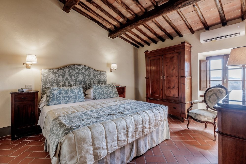 Suite 1 dormitorio Borgo Vescine