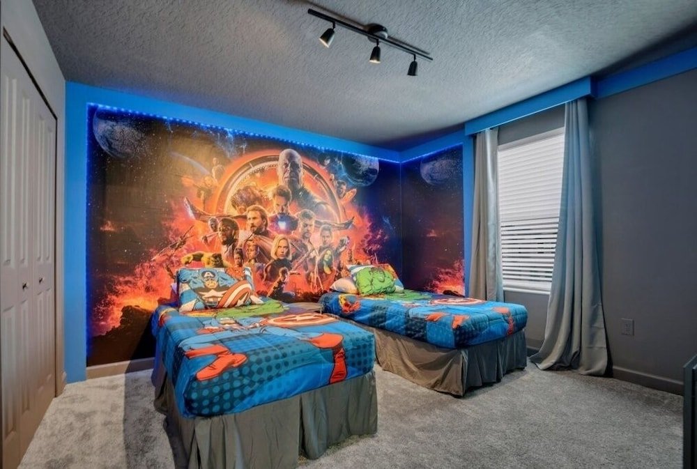 Cabaña Mickey & Minnie Story House Pool/spa & Games! 9 Bedroom Home