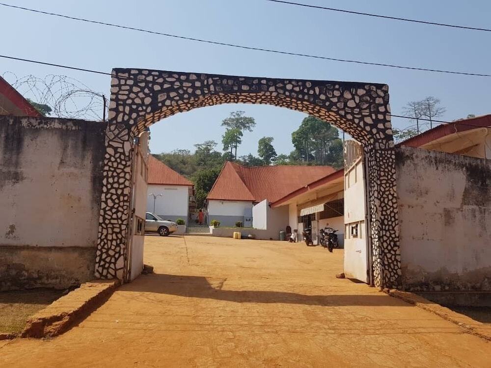 Hôtel Amoitrin Man