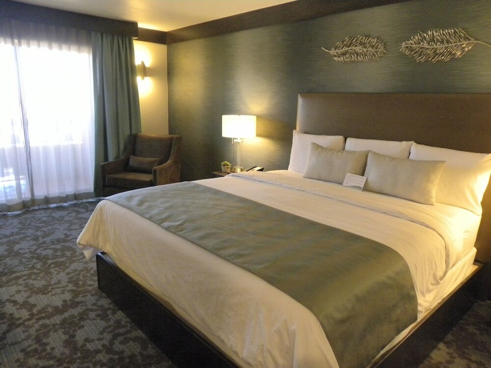 Standard room Ute Mountain Casino Hotel