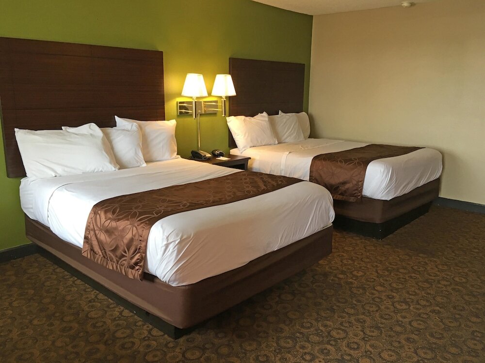 Standard Vierer Zimmer mit Balkon Americas Best Value Inn & Suites Greenwood