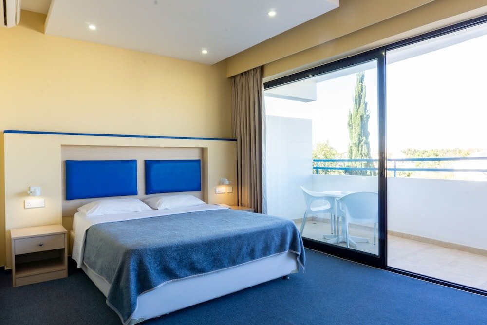Standard room with balcony and with mountain view Mariandy Hotel