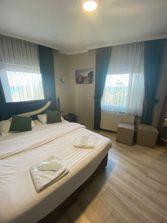 Classic Double room with sea view GanitaLife Otel