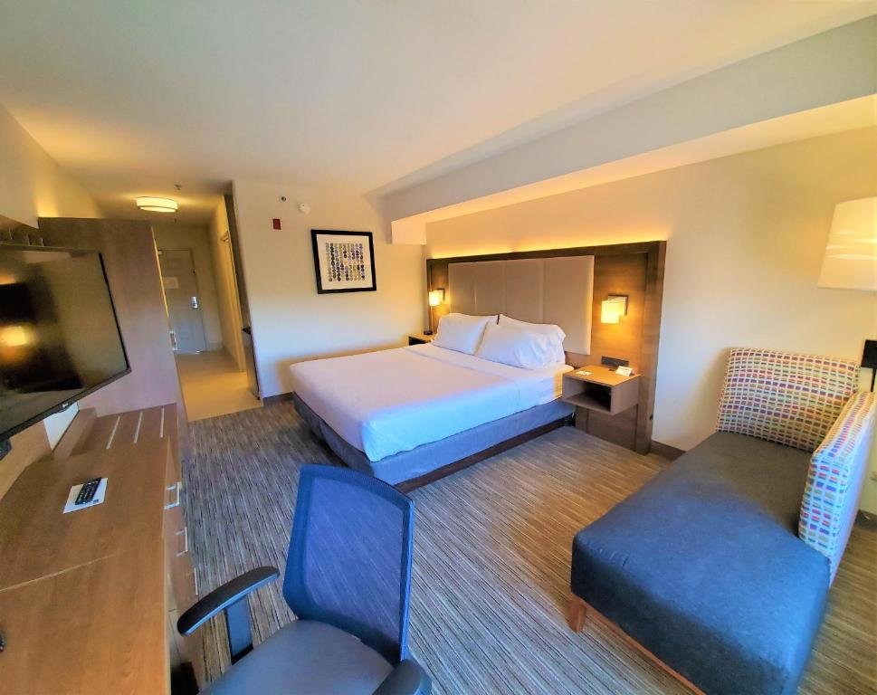 Другое Holiday Inn Express Hotel & Suites Seattle North - Lynnwood, an IHG Hotel