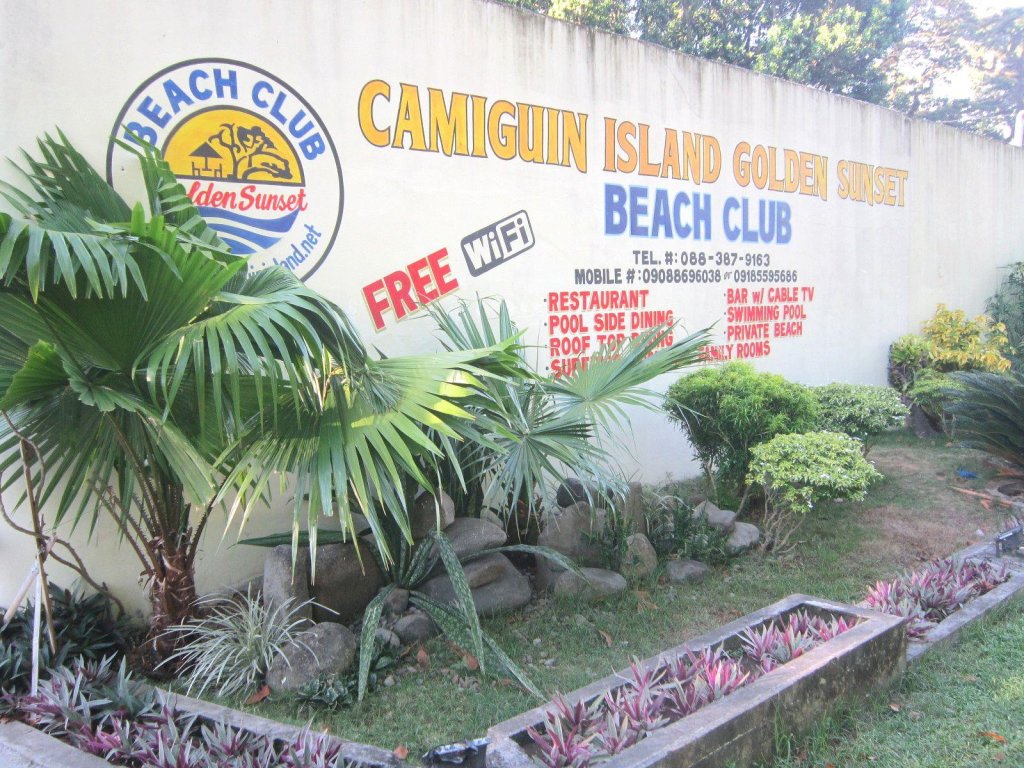 Номер Standard Camiguin Island Golden Sunset Beach Club