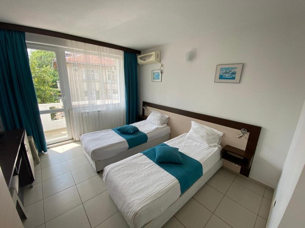 Standard Double room with garden view Lilia 2 Hotel