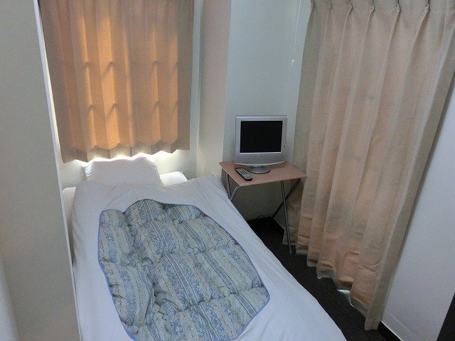 (camerata femminile) letto in camerata New Shochikubai Hotel