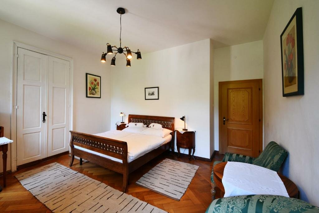 3 Bedrooms Apartment Castel Campan