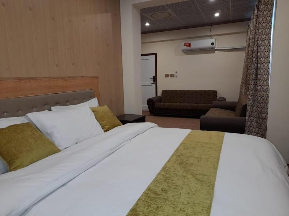 Standard Doppel Zimmer mit Balkon Hunza Grand Motel