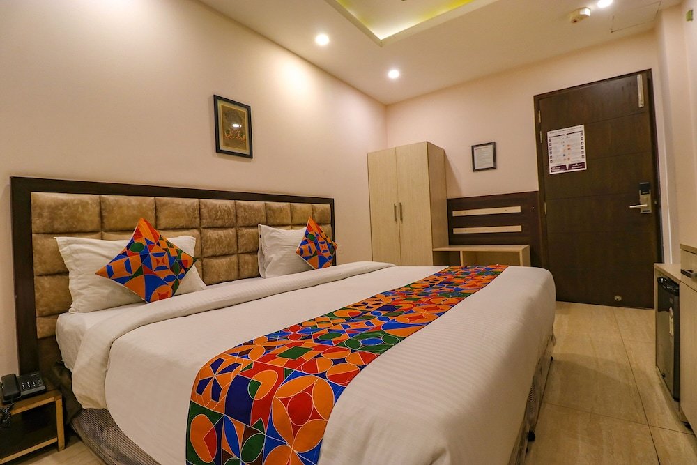 Premium room FabHotel Nirvana Suites