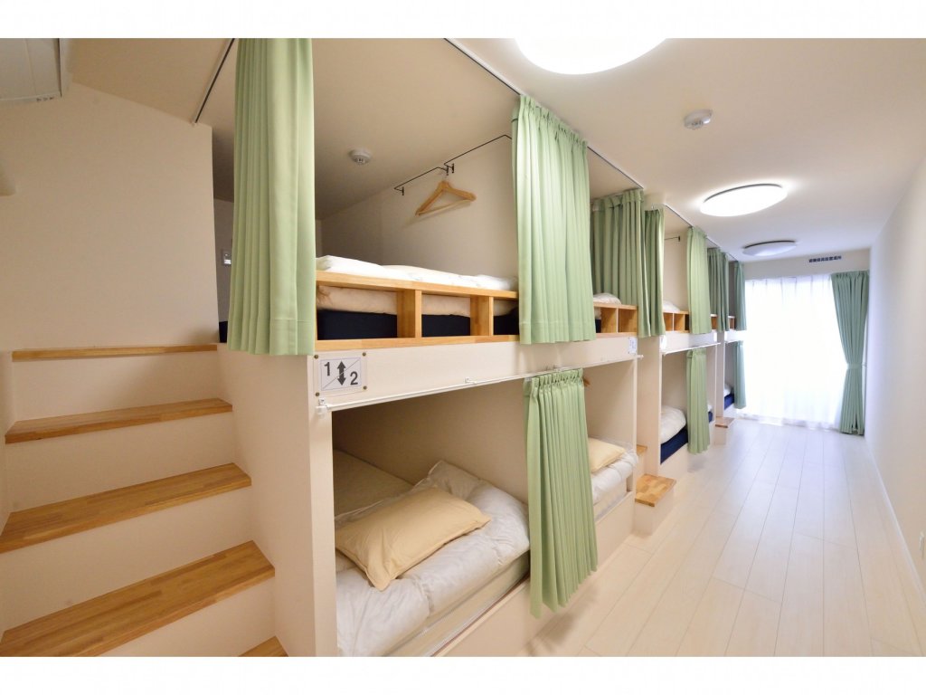 Bed in Dorm with city view ゲストハウス岐阜羽島心音 Guest House Gifuhashima COCONE