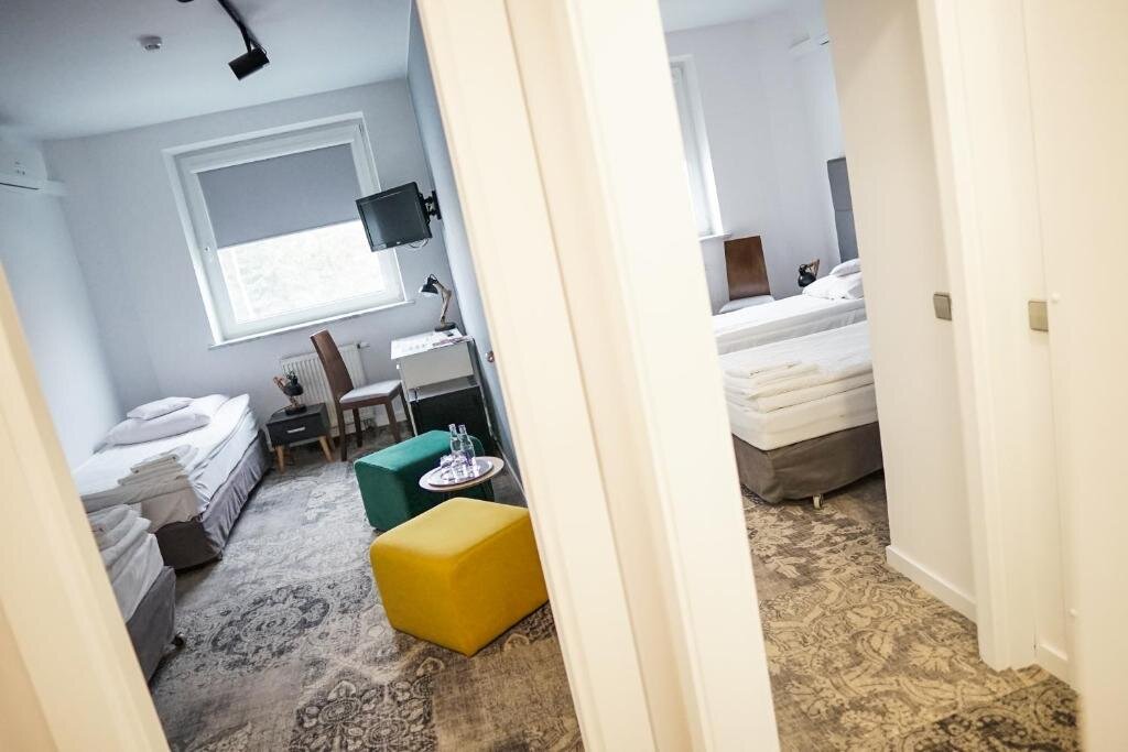 Économie quadruple chambre Hotel Nafta Krosno