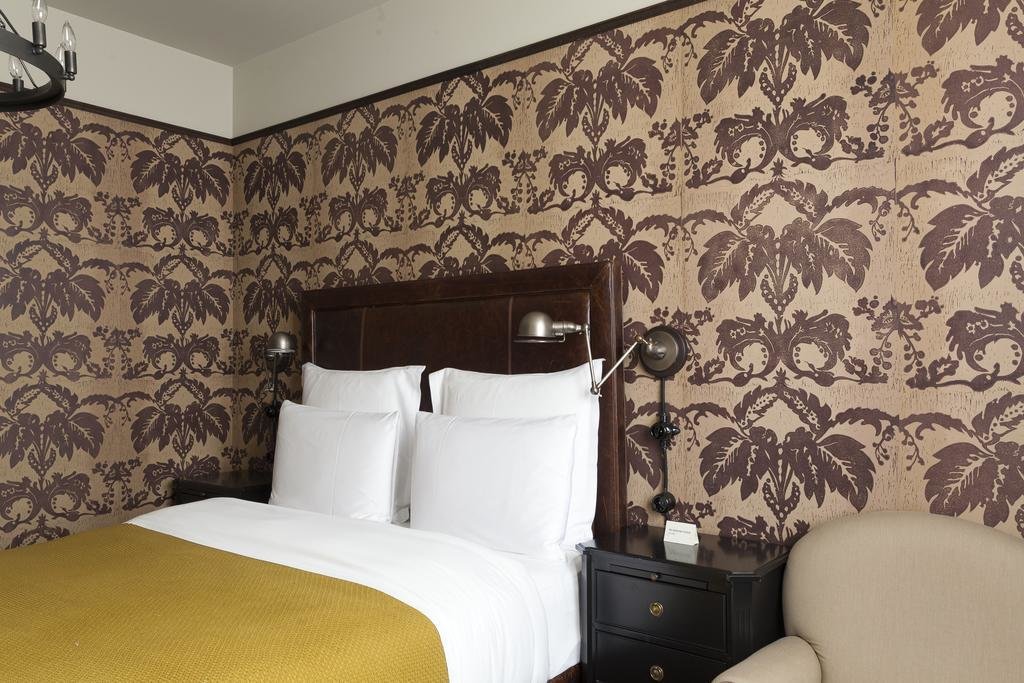 Standard Doppel Zimmer Rooms Hotel Tbilisi