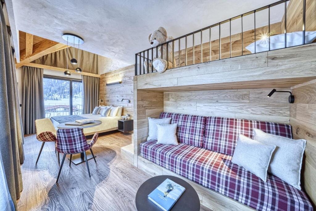 Семейный номер Deluxe Hotel Sant'Orso - Mountain Lodge & Spa
