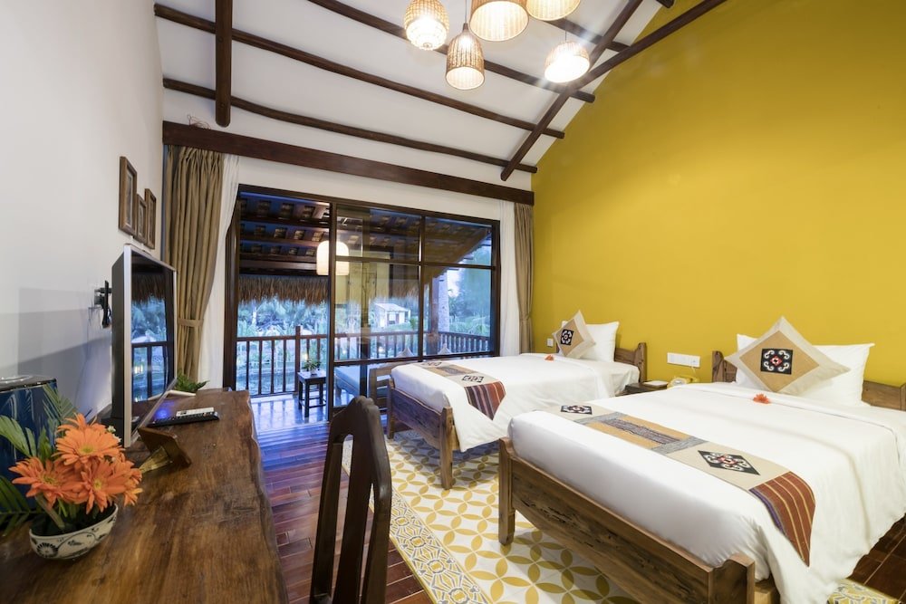 Deluxe Doppel Zimmer mit Balkon und mit Seeblick Zest Resort & Spa Hoi An