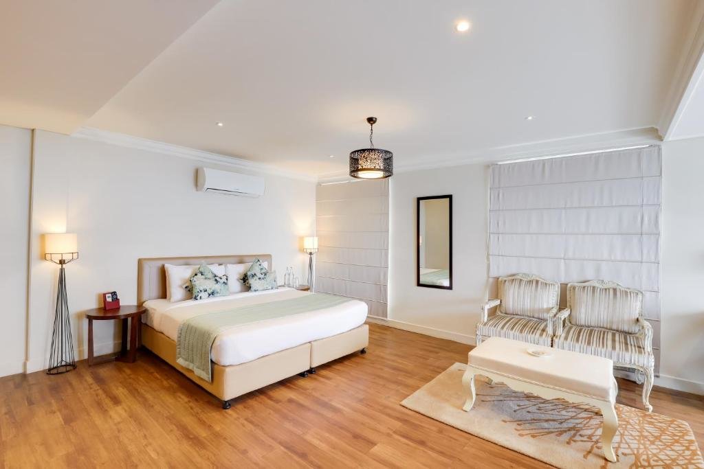 Standard Familie Zimmer mit Balkon Regenta Resort & Spa Mashobra