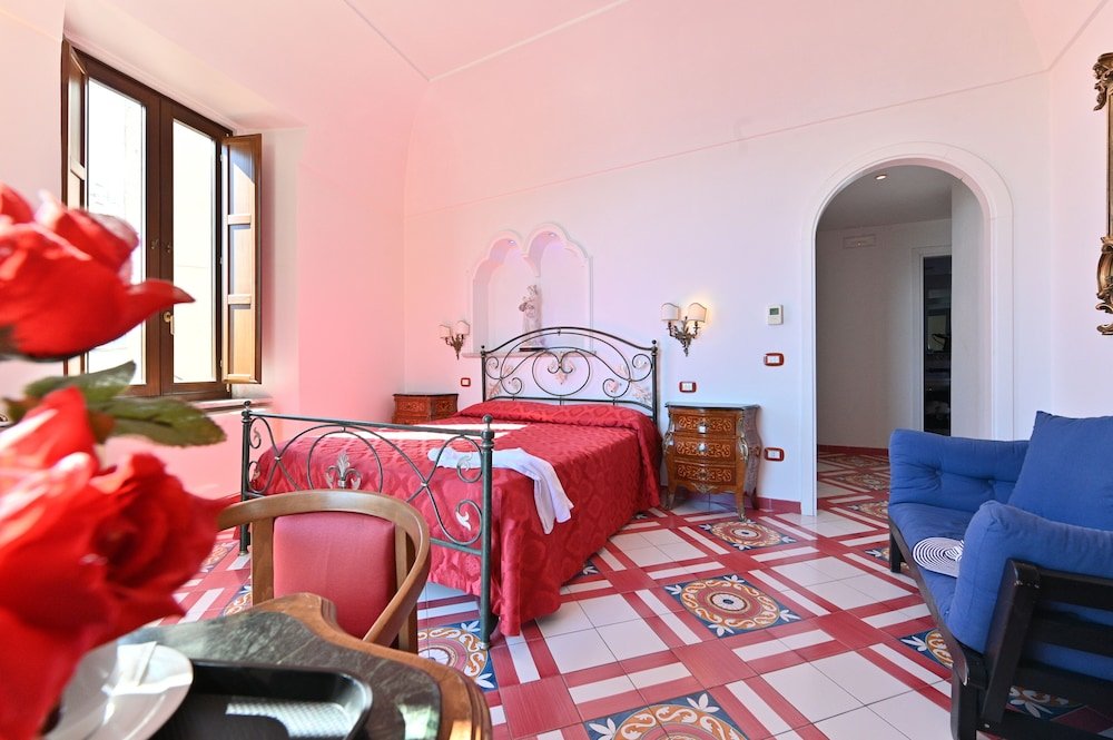Junior Suite with sea view Hotel Croce Di Amalfi