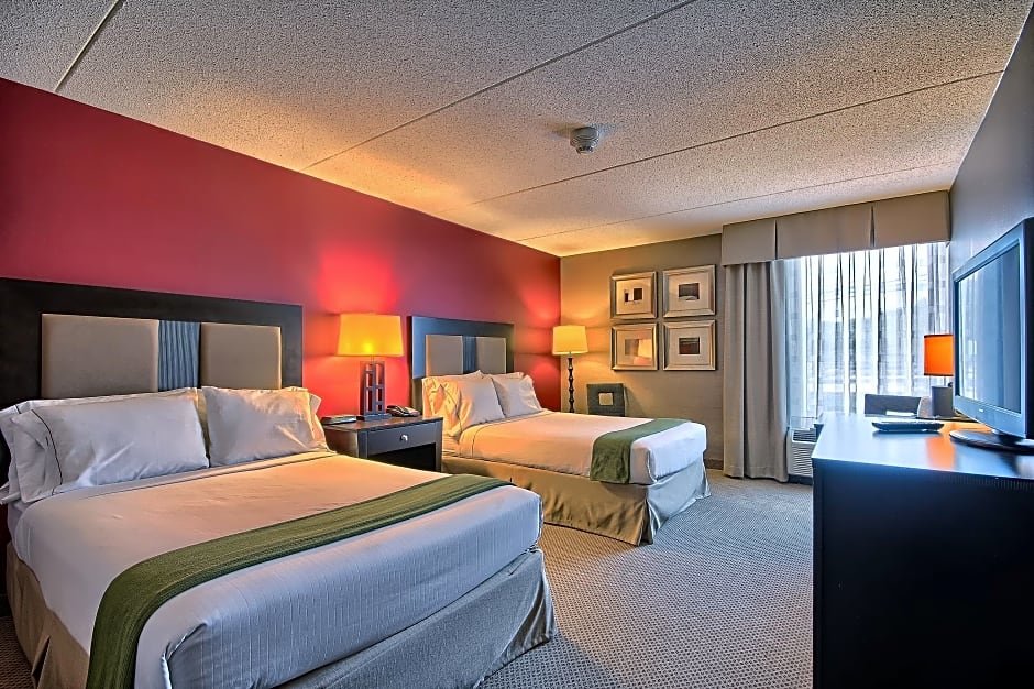 Двухместный номер Standard Holiday Inn Express Charleston-Civic Center, an IHG Hotel