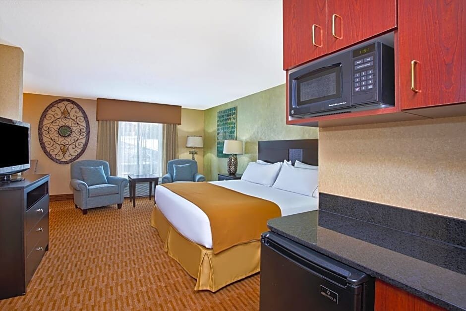 Double suite Holiday Inn Express Hotel & Suites Sharon-Hermitage