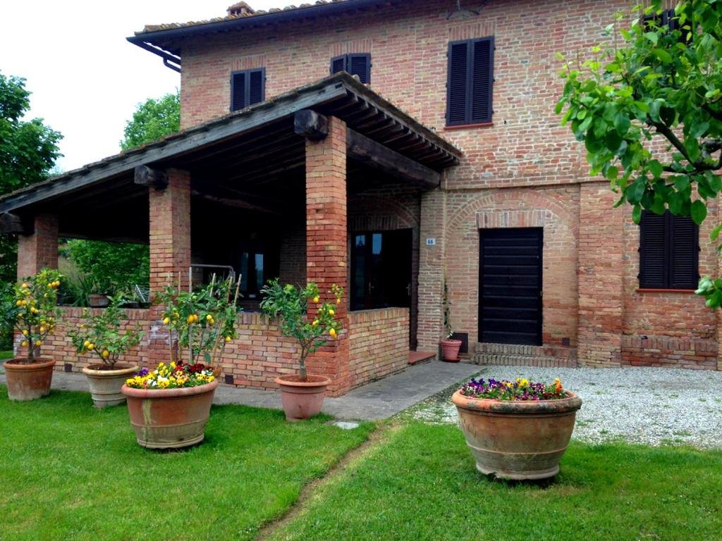 Апартаменты Lovely Tuscan Country House