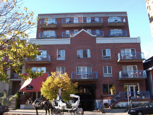 Двухместный номер Standard с балконом и с красивым видом из окна ByWard Blue Inn