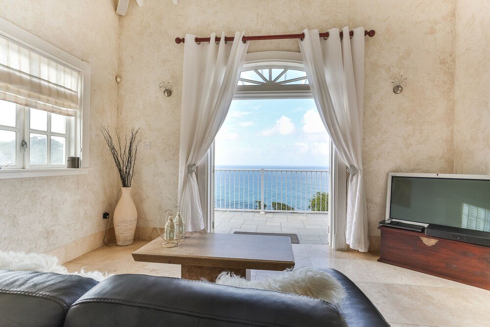 Villa Cayman Villa - Contemporary 4 Bedroom Villa With Stunning Ocean Views 4 Villa