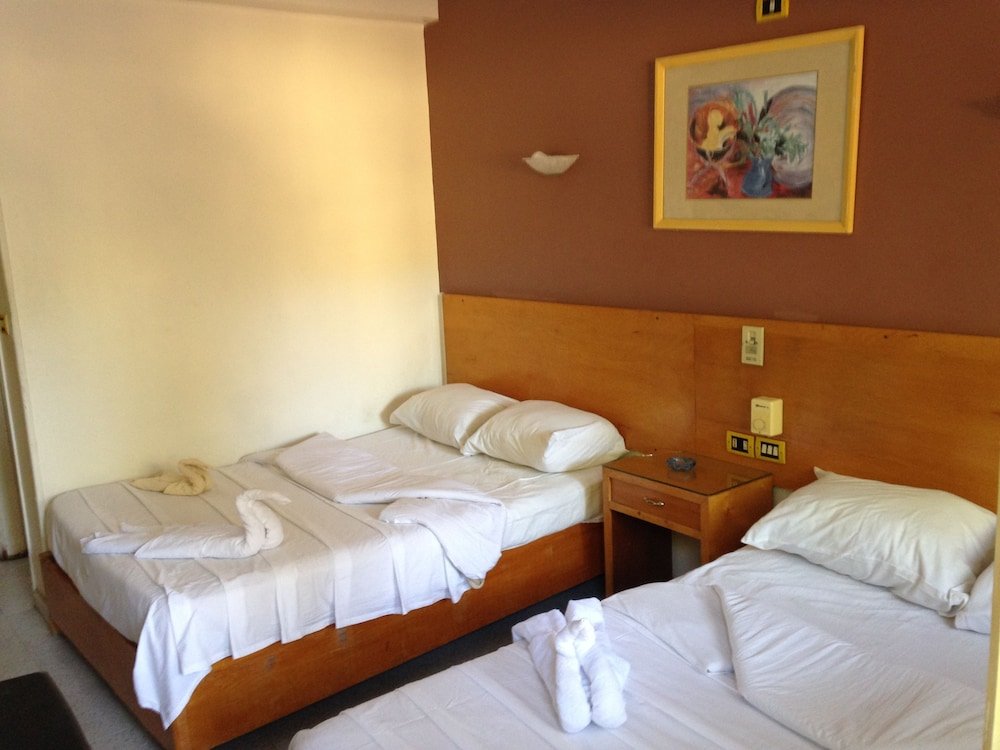 Economy Double room with garden view Rezeiky Hotel & Camp