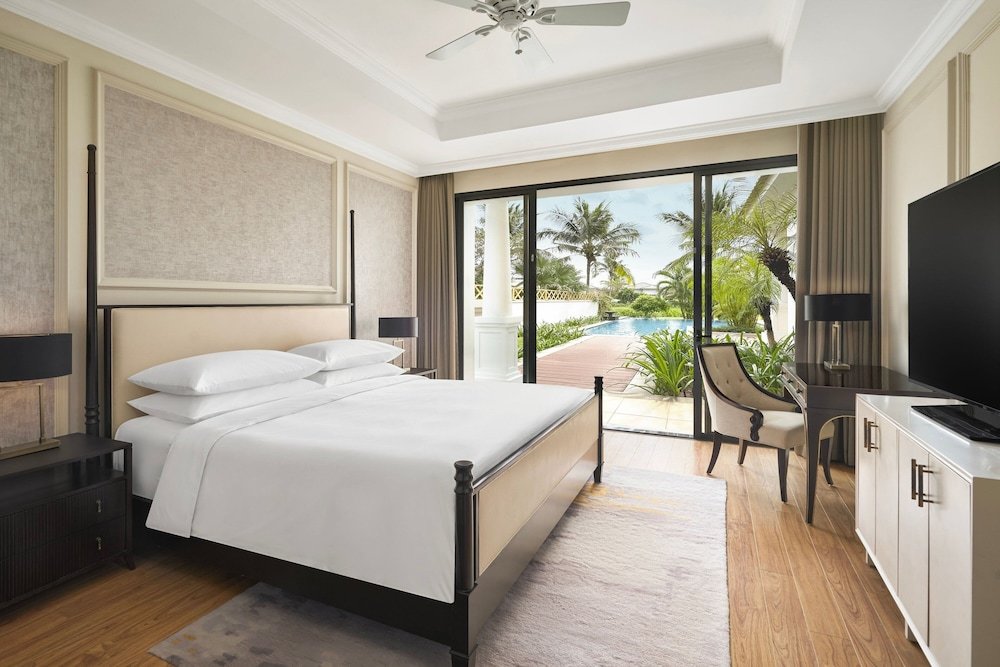 Вилла с 2 комнатами с видом на сад Danang Marriott Resort & Spa, Non Nuoc Beach Villas