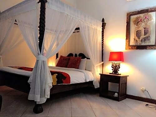 Deluxe Double room with balcony Puri Maharani Boutique Hotel And Spa