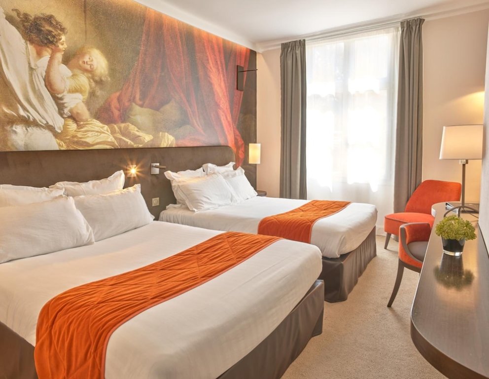 Classic Quadruple room Hotel De Guise Nancy Vieille Ville