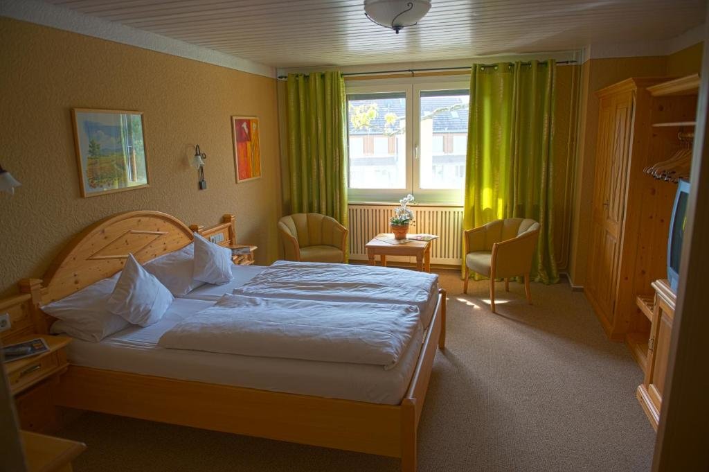 Standard Zimmer Hotel Kellhof - Bed & Breakfast