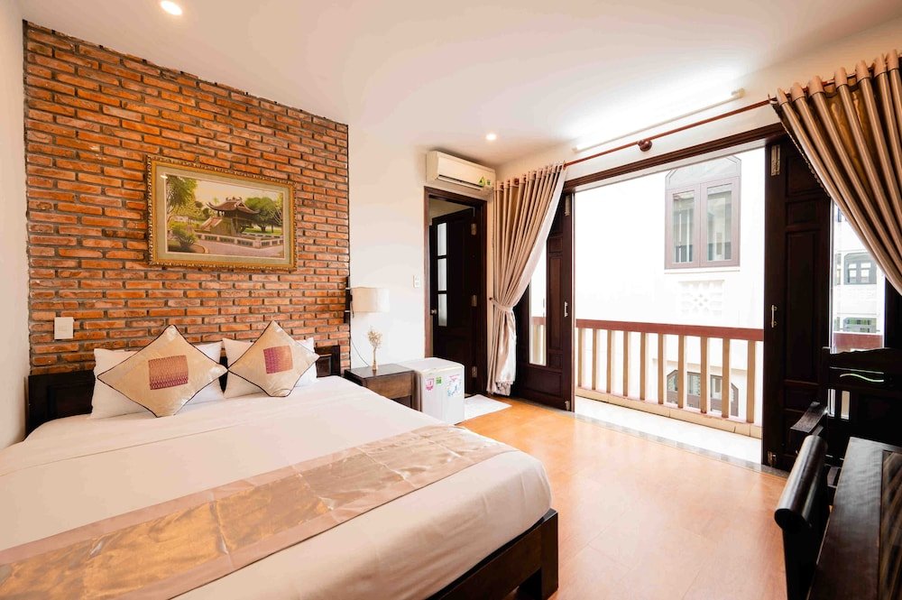 Deluxe Double room with balcony and with pool view B'Lan Riverside Villa