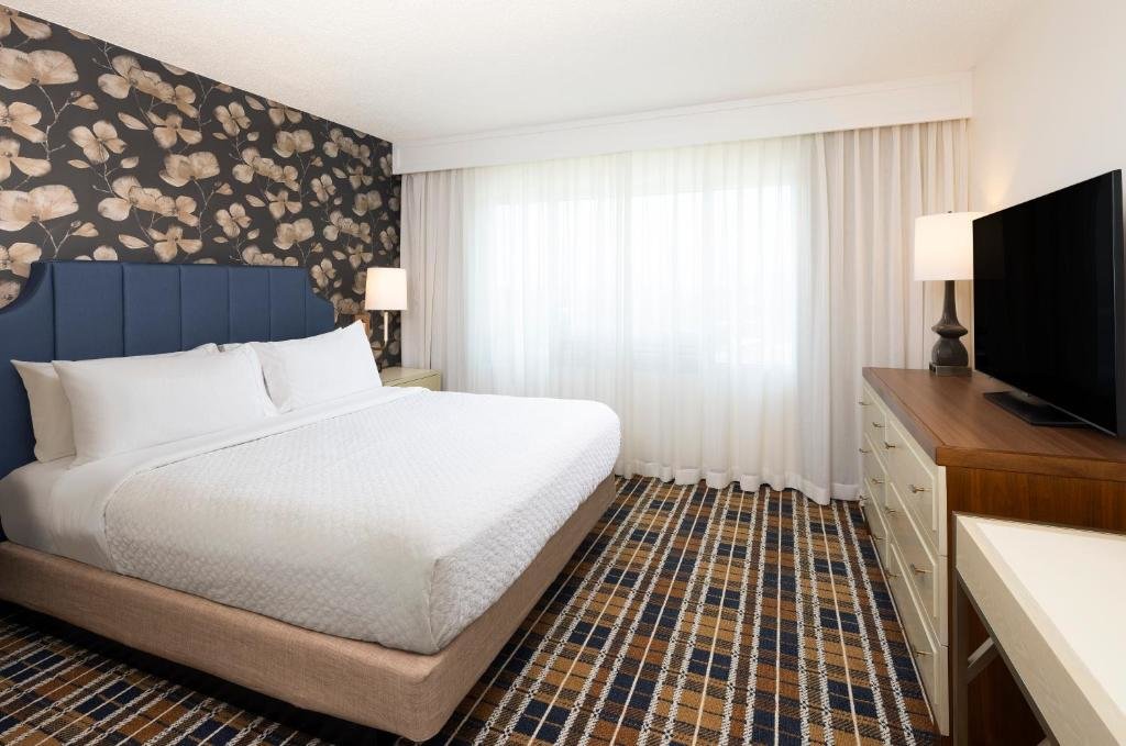 Двухместный люкс Embassy Suites by Hilton Atlanta Buckhead