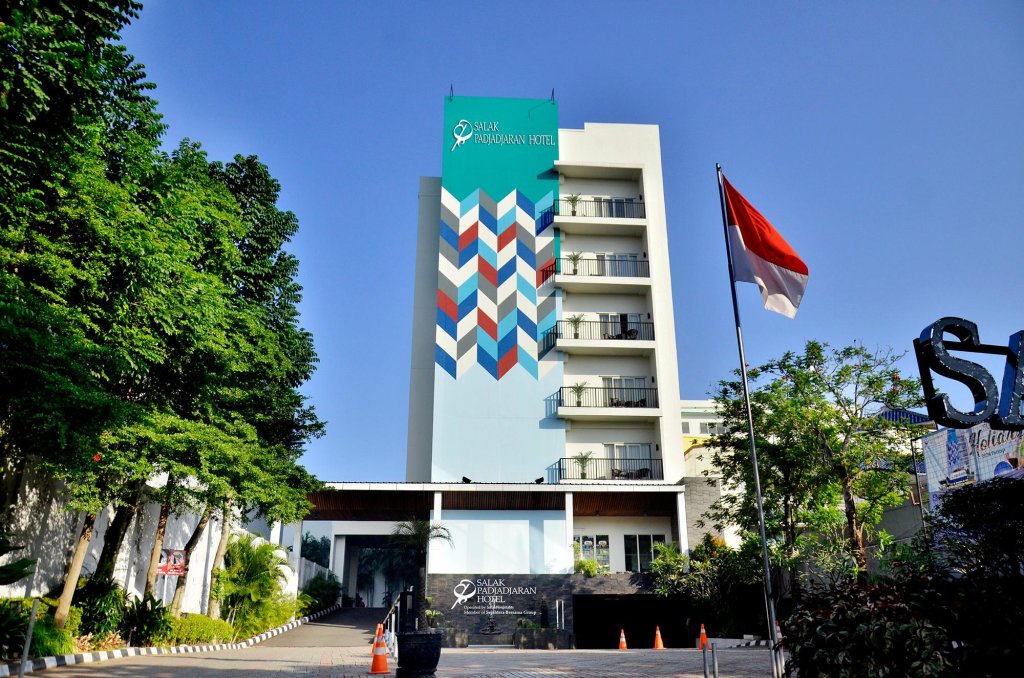 Двухместный номер Superior с красивым видом из окна Padjadjaran Hotel