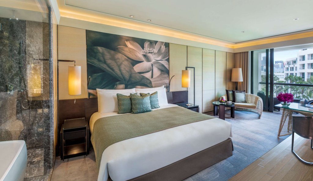 Premier Double room Siam Kempinski Hotel Bangkok - SHA Extra Plus Certified