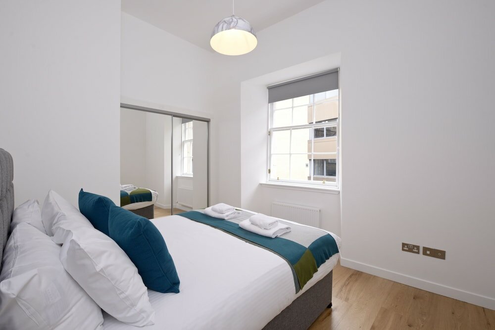 1 Bedroom Superior Apartment Destiny Scotland Apartments at Canning Street Lane
