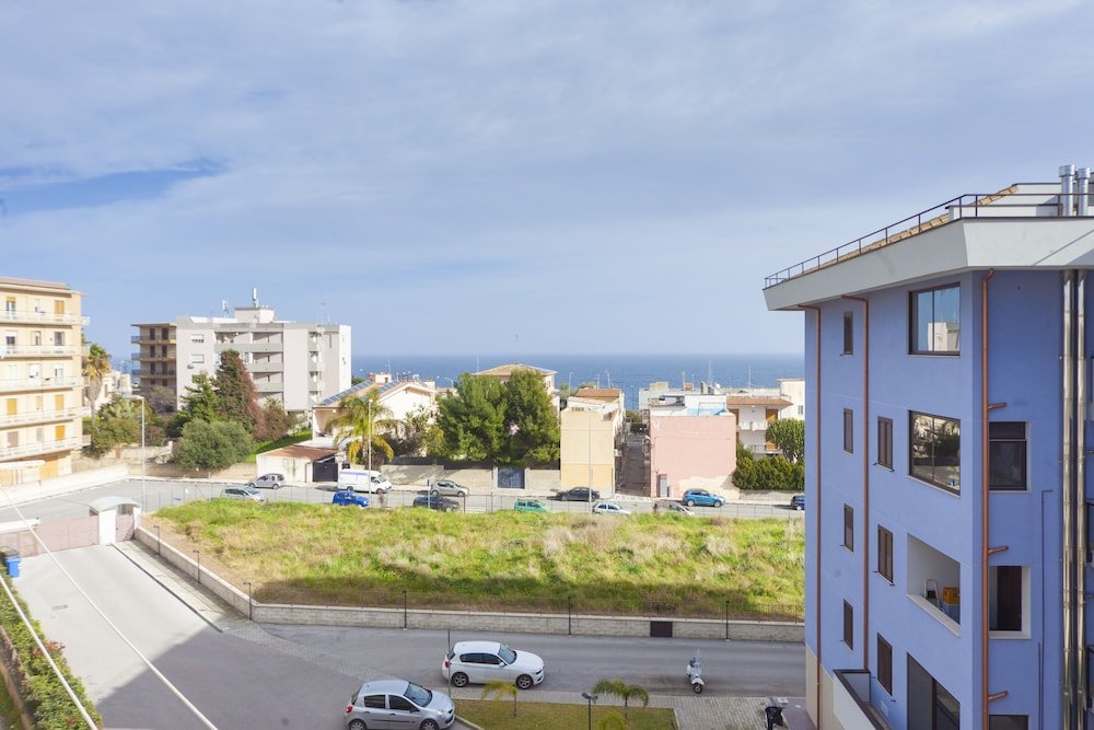 Апартаменты с 2 комнатами с балконом и с видом на море Domus Iose Seaview Apartment