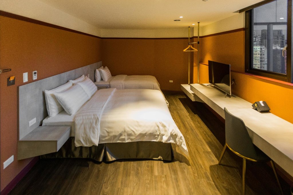 Standard Triple room Q21 Hotel