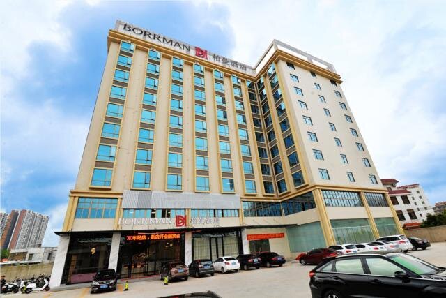Четырёхместный люкс Borrman Hotel Maoming High-speed Railway Station