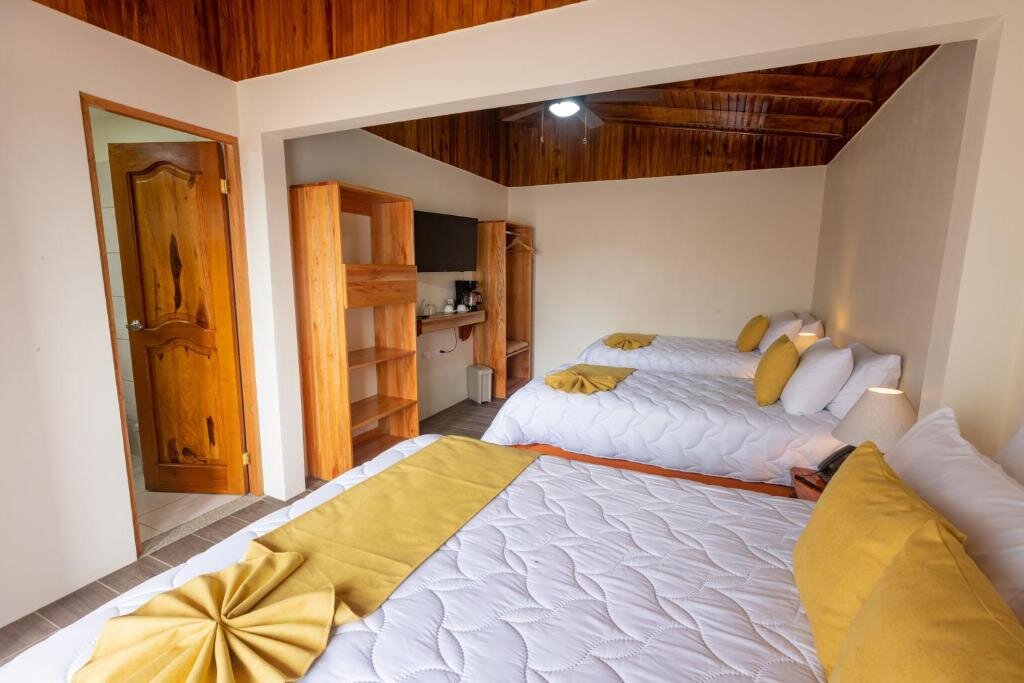 Habitación cuádruple Estándar Sibu Lodge