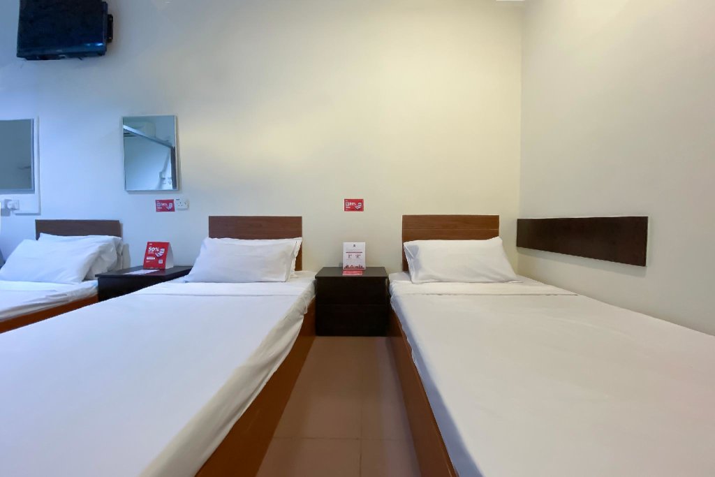 Bed in Dorm (male dorm) SPOT ON 89907 Motel Impian