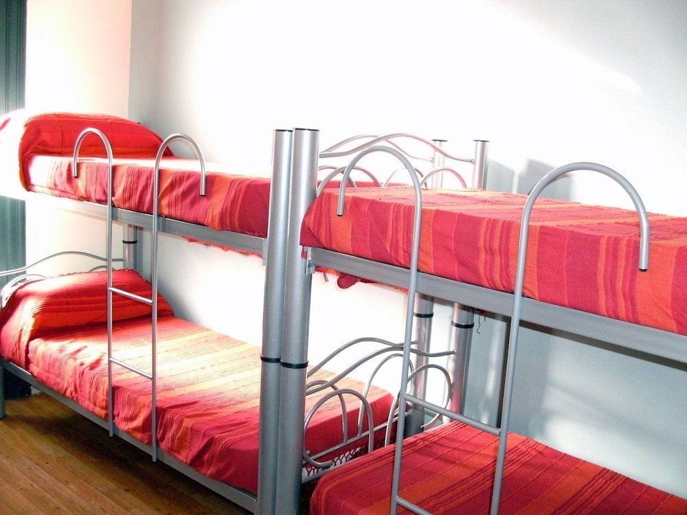 Кровать в общем номере (женский номер) Hostel Sol de Oro