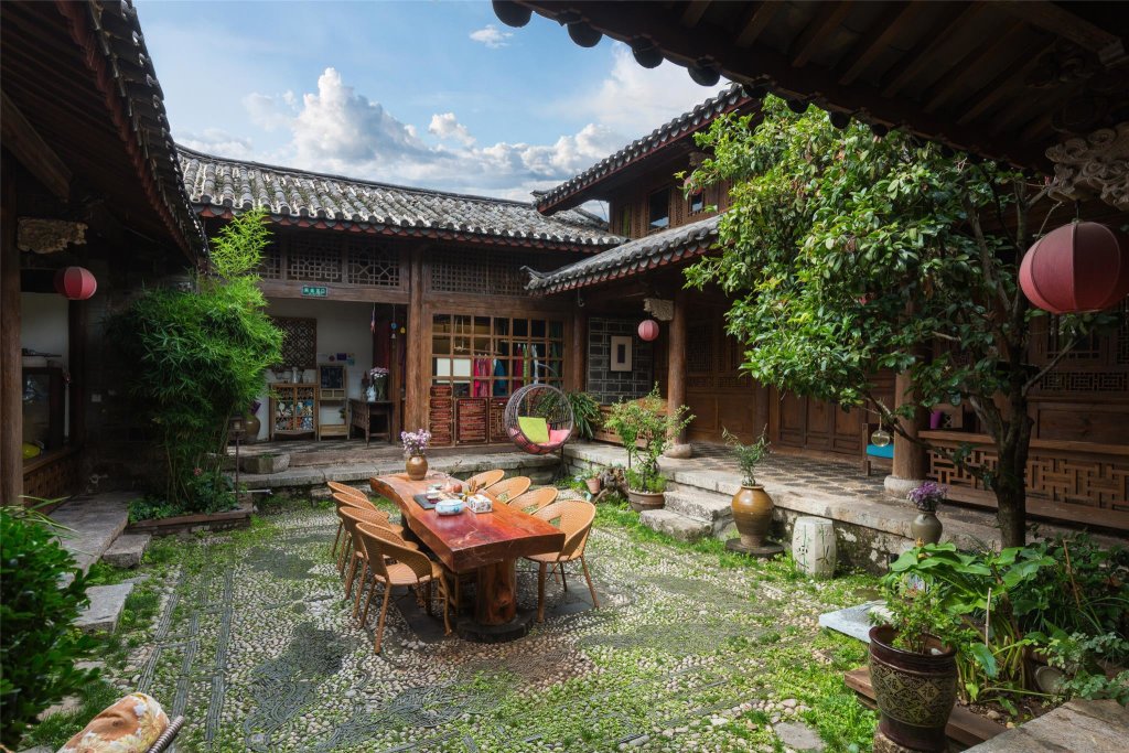 Superior Suite Blossom Hill Inn Lijiang Weavingland