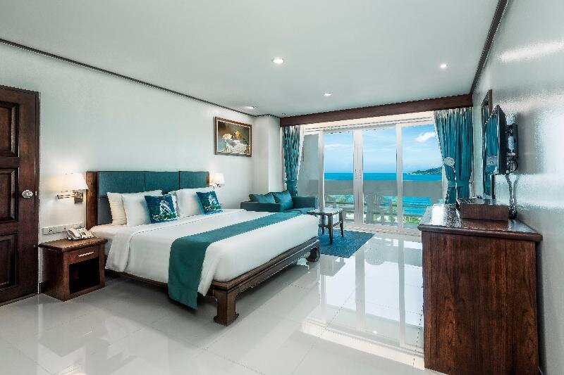 Deluxe Double room with balcony and with sea view Andaman Beach Suites Hotel - SHA Extra Plus