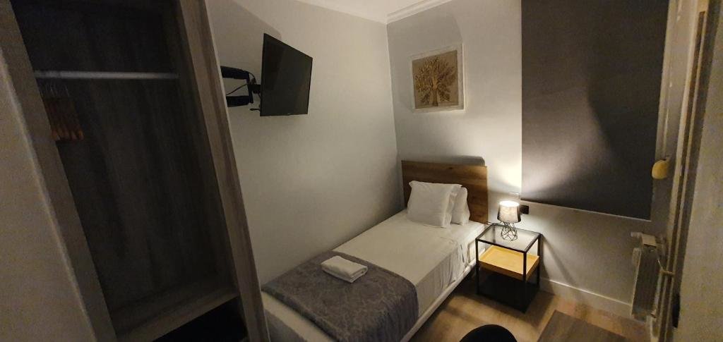 Standard room Hotelo rooms