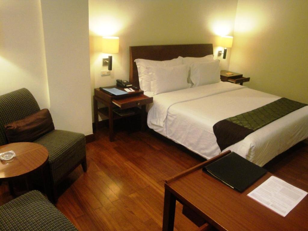 Двухместный номер Deluxe с частичным видом на море Manado Quality Hotel